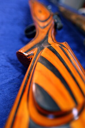 Stanley Stoltz är en av världens mest erkända gravörer. Detaljrikedom och stilfulla gravyrer är hans signum.