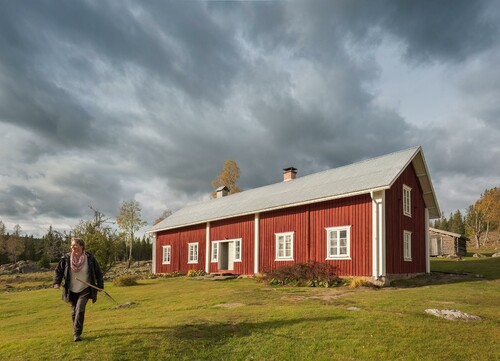 Lotta är nybörjare på skog, det är mycket att sätta sig in i, men hon är inte rädd att ställa frågor. Hon får mycket stöttning av Stora Enso.