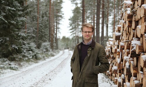 Carl Segersson är logistiker på Sydved och en av dem som är inblandad i projektet med inventering av skogsbilvägar.