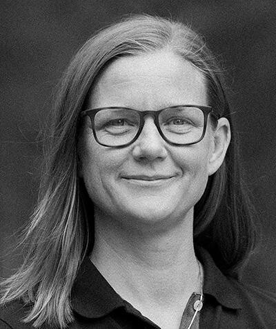 Många vill ha en ökad andel löv i sin skog, säger Helena Gålander.