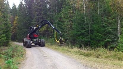 Biobränsleuttag i vägkanter.