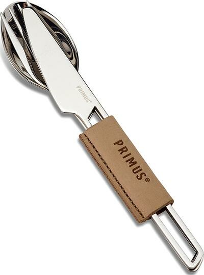 Sked, kniv och gaffel av rostfritt stål. Hålls på plats med ett läderfodral.
Primus cutlery. 139 kr, naturkompaniet.se
