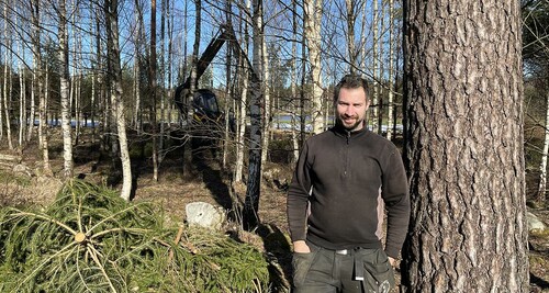 Joel Uvebrant, head greenkeaper på Lagans Golfklubb, är nöjd med resultatet.
